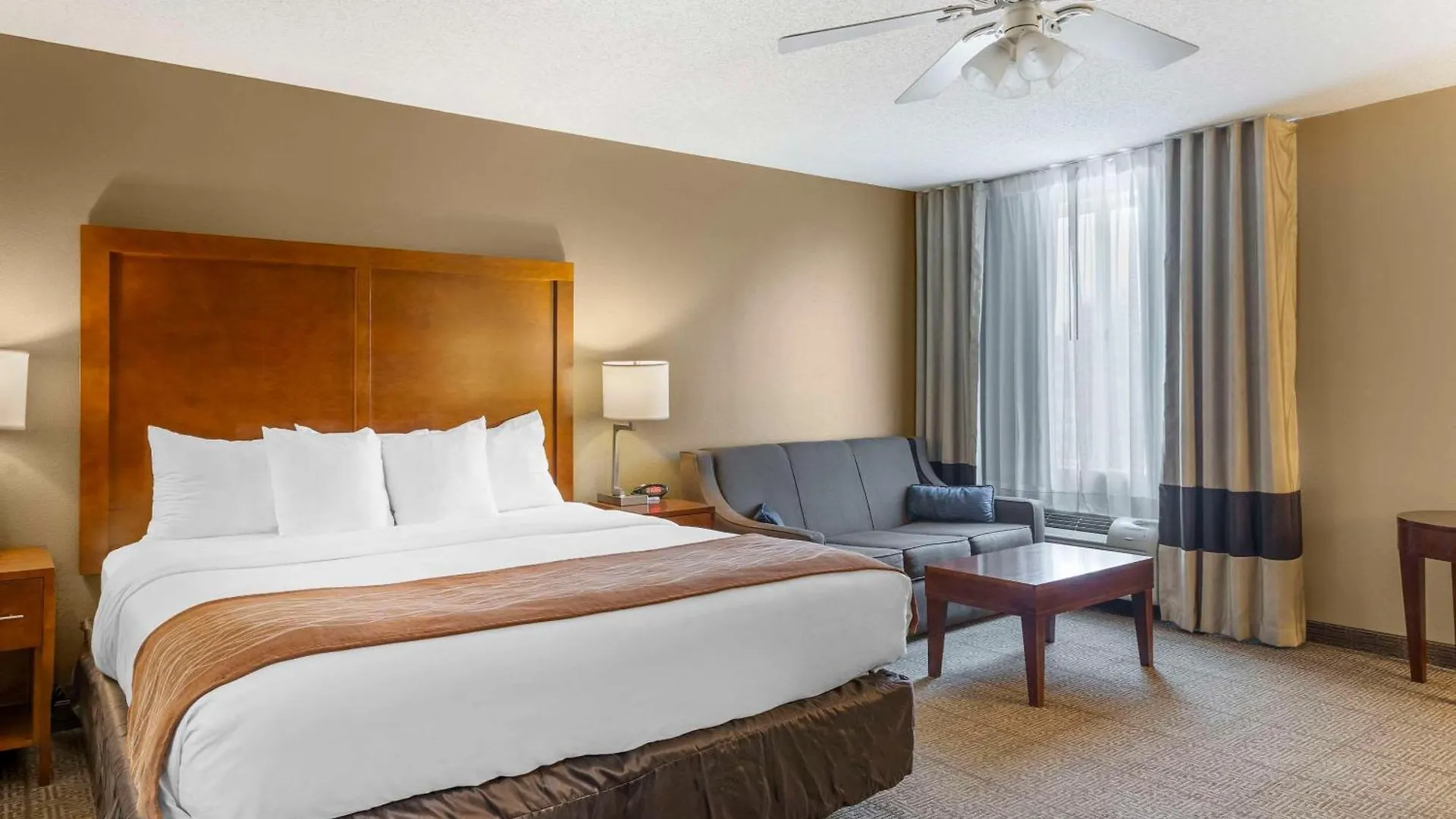 Comfort Inn North-Polaris Columbus 2*,